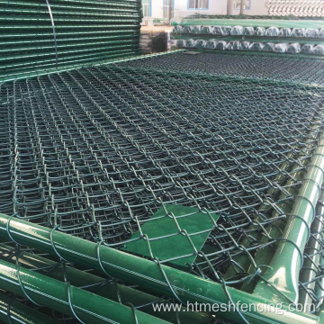 4' 9"x49' 2" Green galvanized chain-link mesh fence